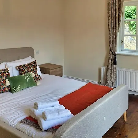 Casa vacanze Large & Charming Country By Castle *